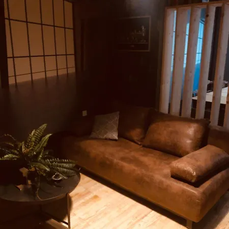 La Mariefacture - Comme A La Gare