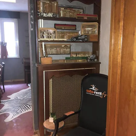 La Mariefacture - Comme A La Gare