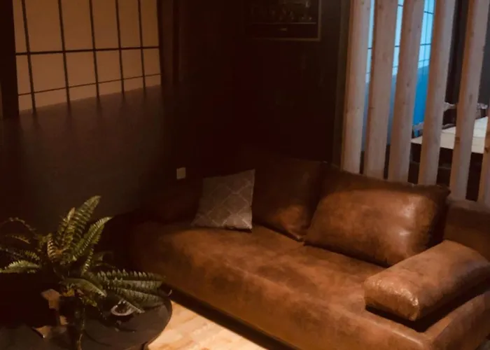 La Mariefacture - Comme A La Gare