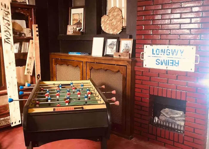 La Mariefacture - Comme A La Gare * Valmont (Moselle)